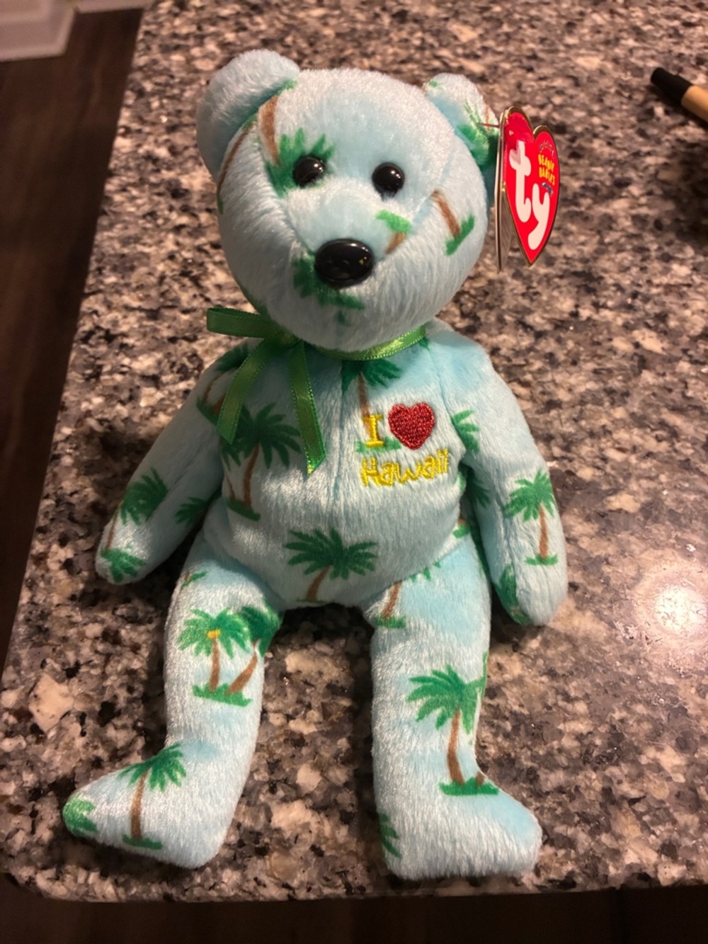 Ty beanie baby vintage, collectible I ♥ Hawaii' Plush Bear
